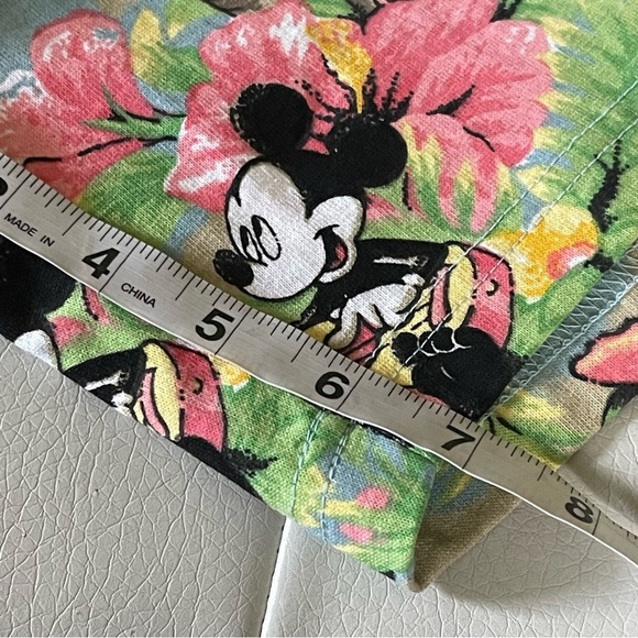 Mickey by Jerry Leigh shorts vintage 90’s size medium Disney ocean tropical - Picture 11 of 11